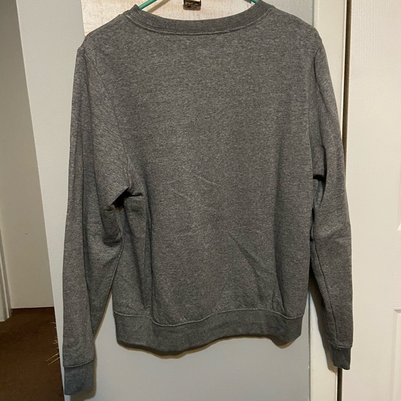 Nike Crew Neck - Picture 3 of 3